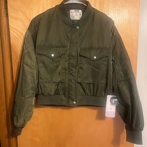 NWT Ci Sono Women's Olive Green Cropped Bomber Jacket size medium